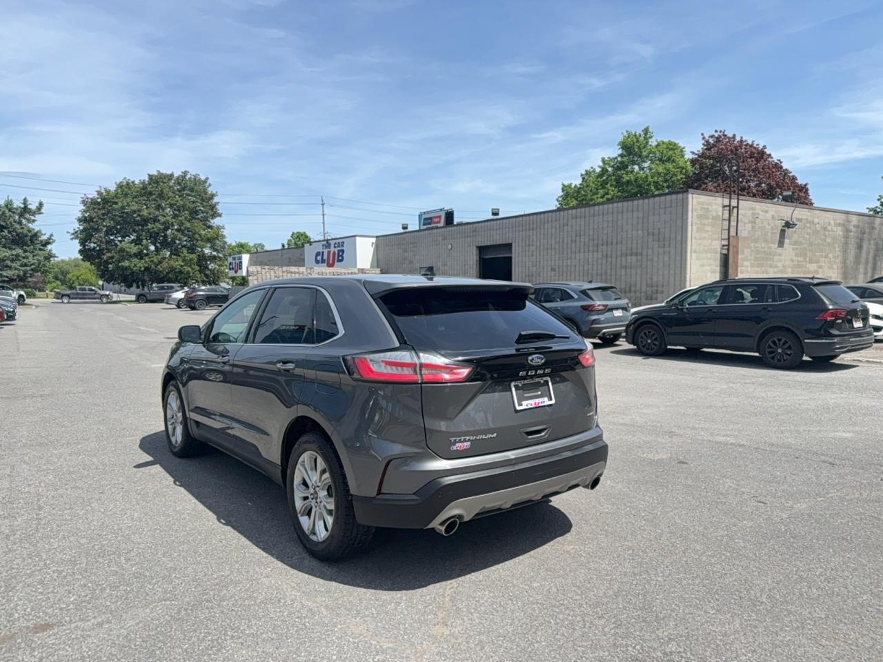 2024 Ford Edge Titanium