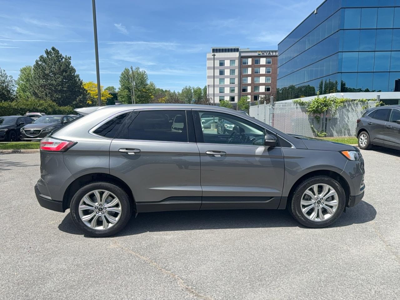 2024 Ford Edge Titanium
