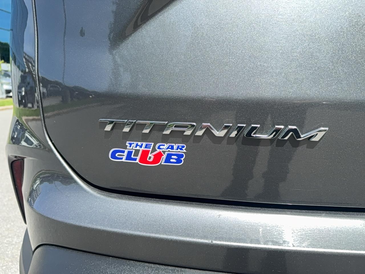 2024 Ford Edge Titanium