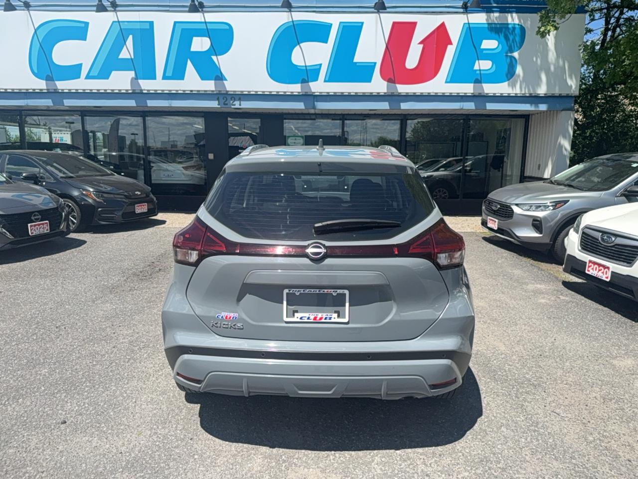 2025 Nissan Kicks Play SV