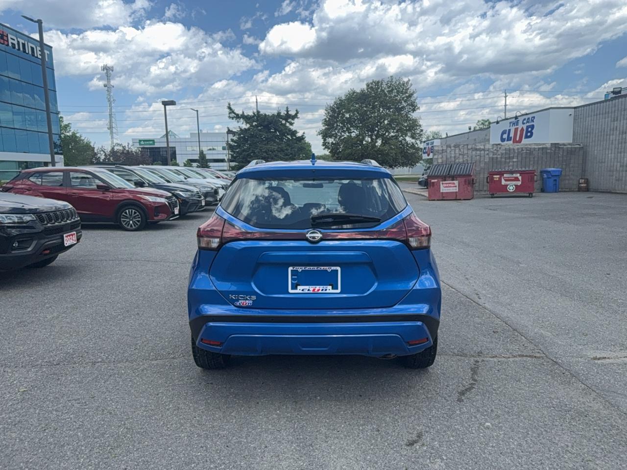 2025 Nissan Kicks Play SV Photo3