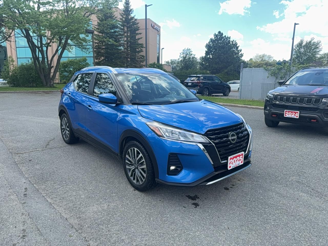 2025 Nissan Kicks Play SV Photo