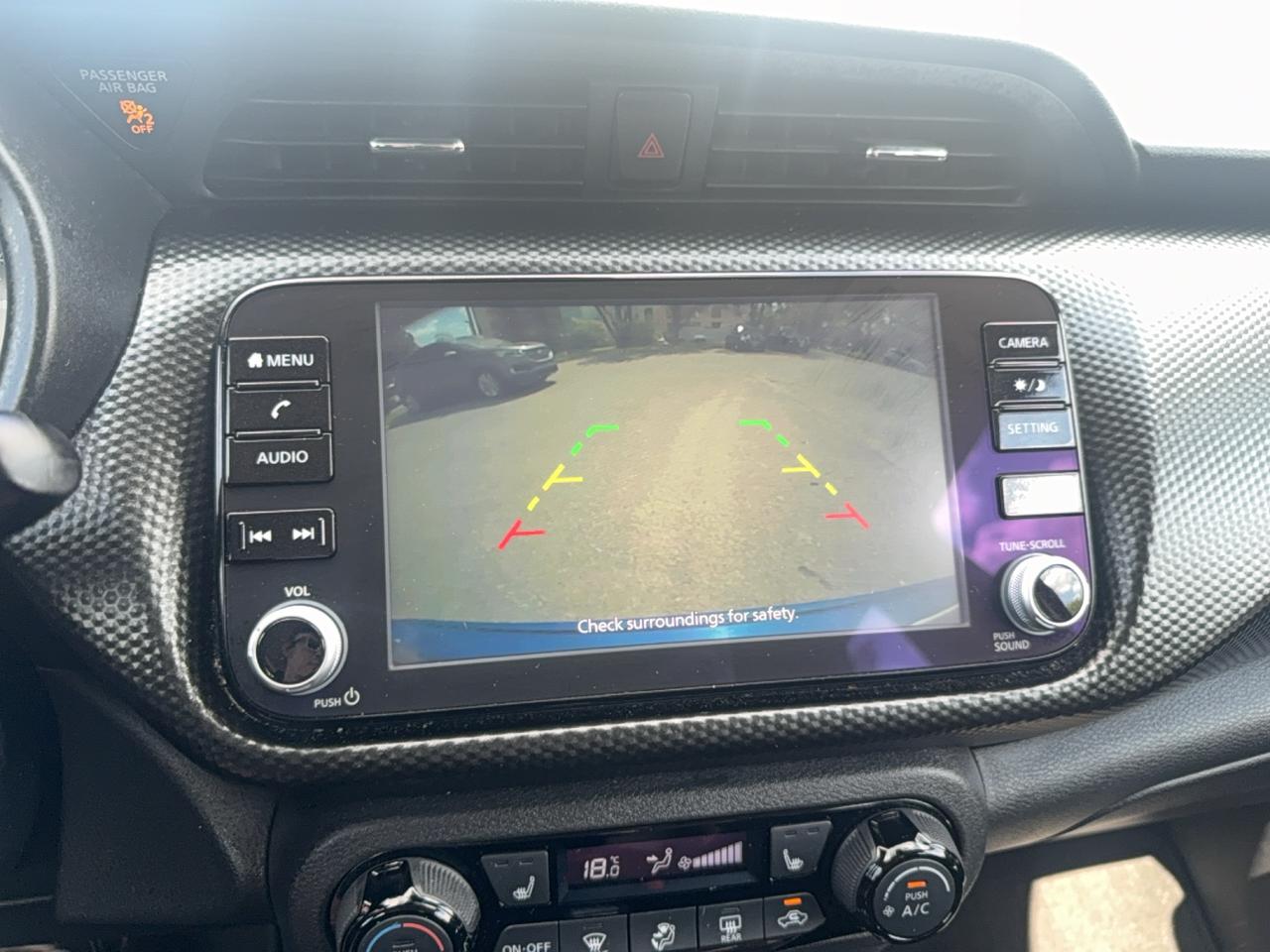 2025 Nissan Kicks Play SV Photo
