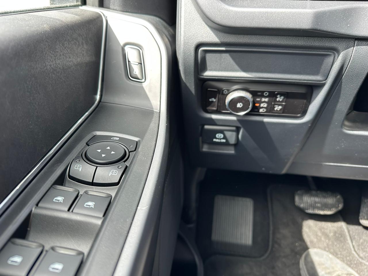 2026 Ford F-150 XLT 4WD SuperCrew 5.5' Box 301A Photo5