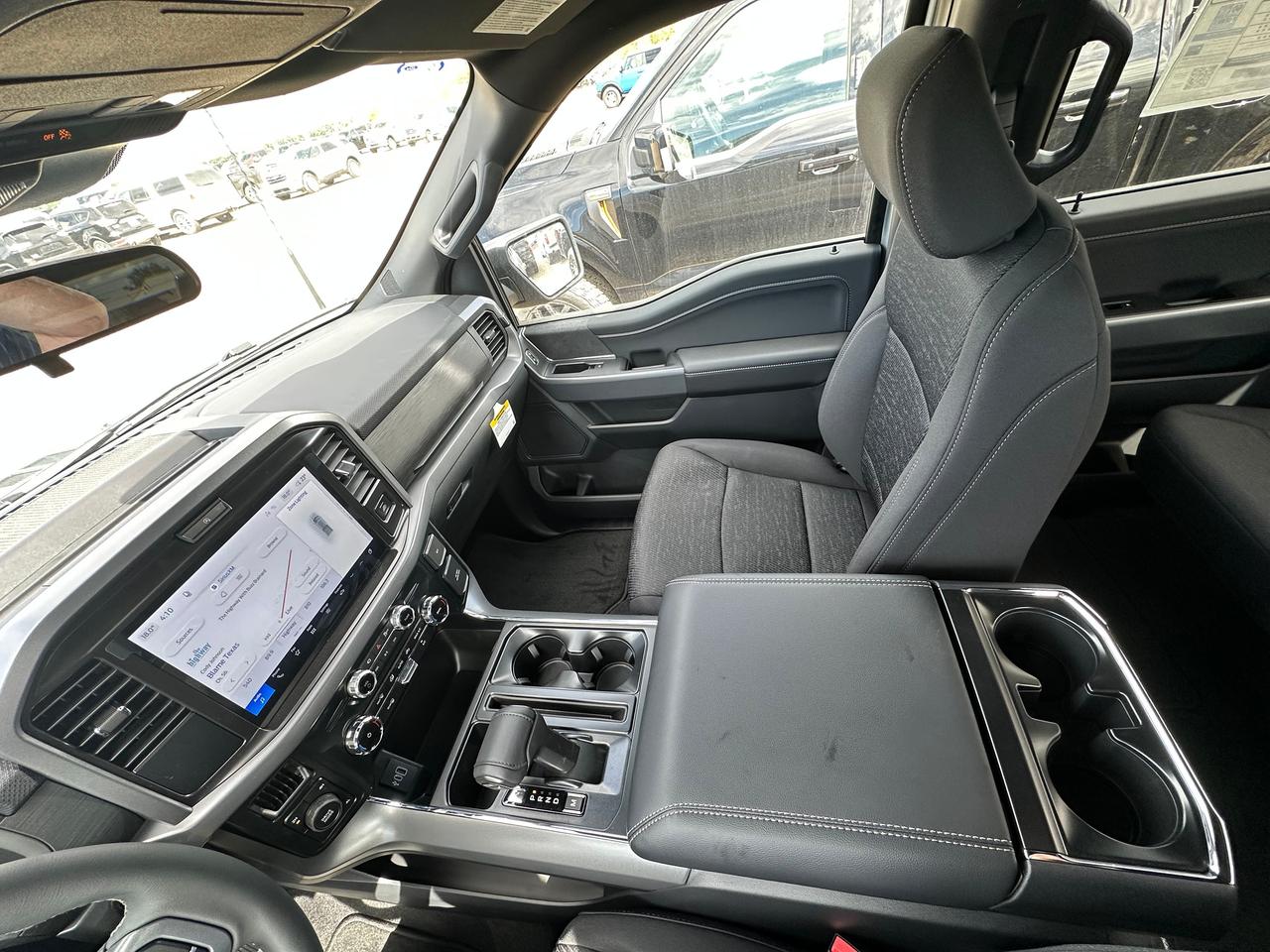 2026 Ford F-150 XLT 4WD SuperCrew 5.5' Box 301A Photo5