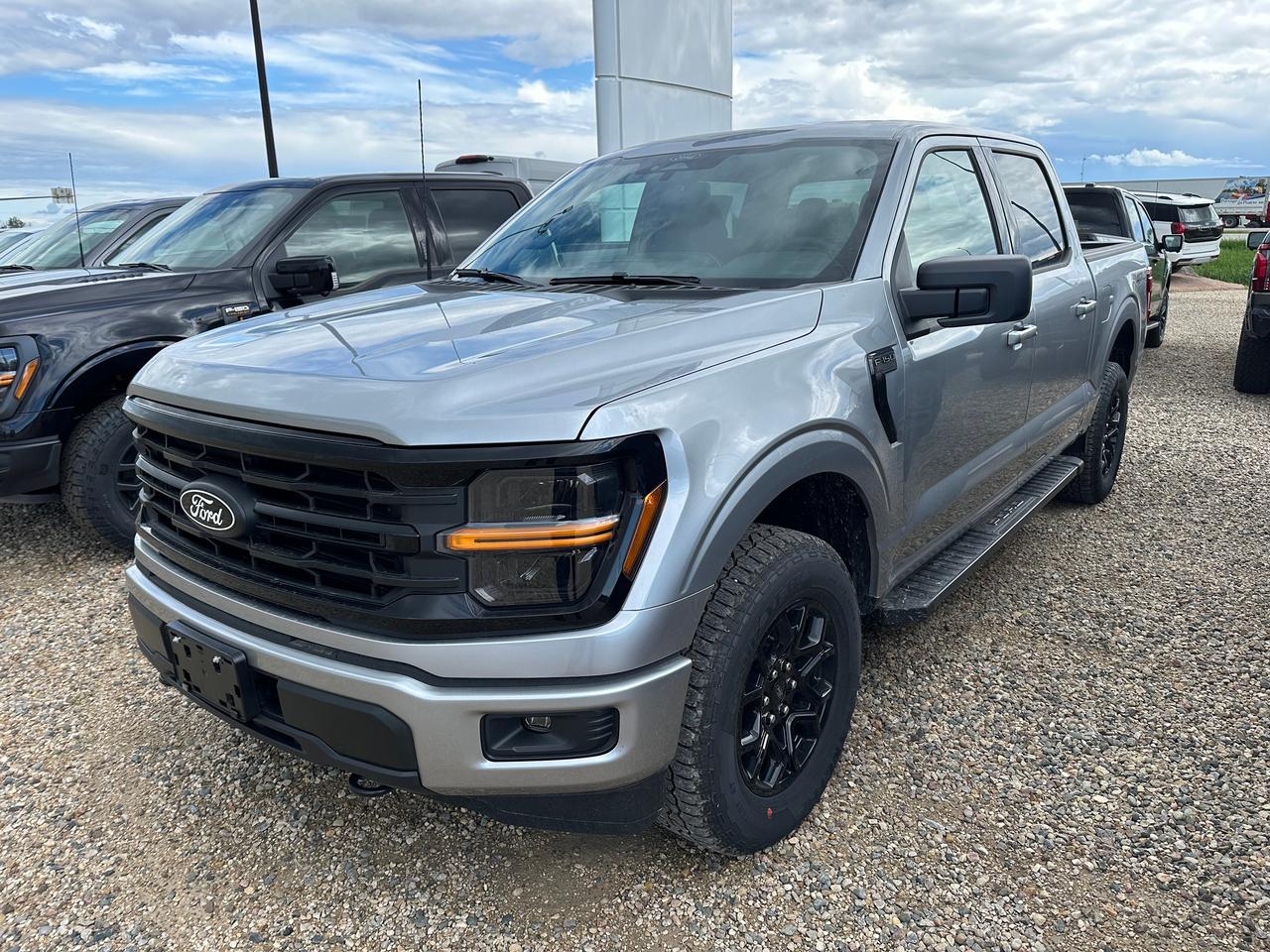 2026 Ford F-150 XLT 4WD SuperCrew 5.5' Box 301A Photo5