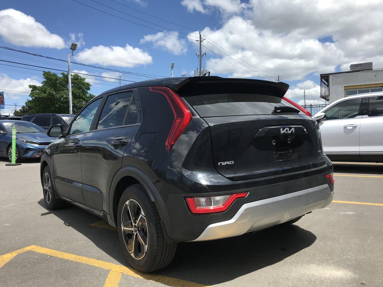 2025 Kia NIRO PLUG-IN Hybrid LX PHEV Pkg.   2.1L/100KM (Gas & Electric) Photo