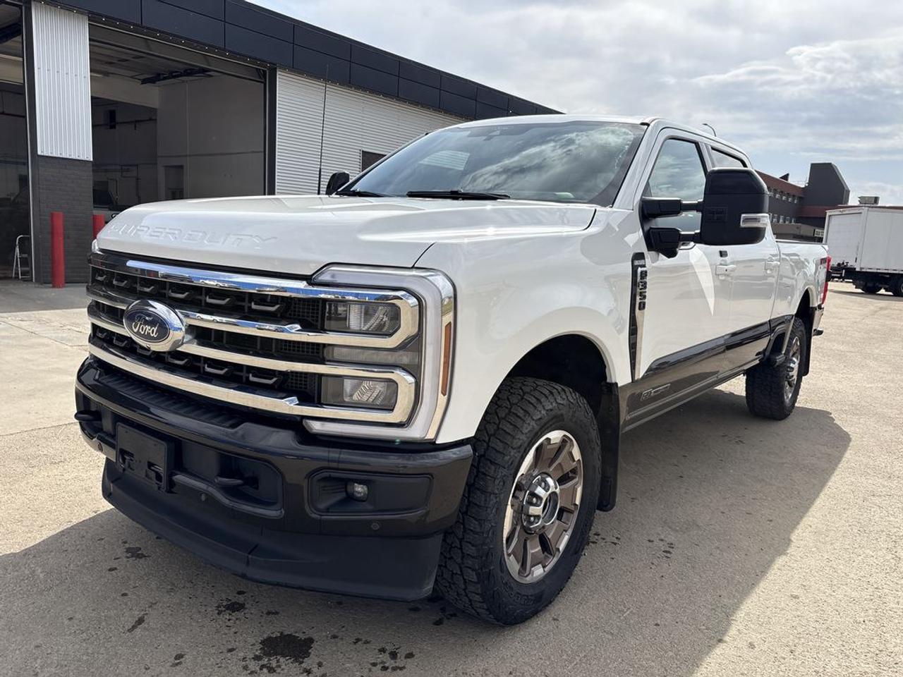 2025 Ford F-350 Super Duty SRW King Ranch Photo1