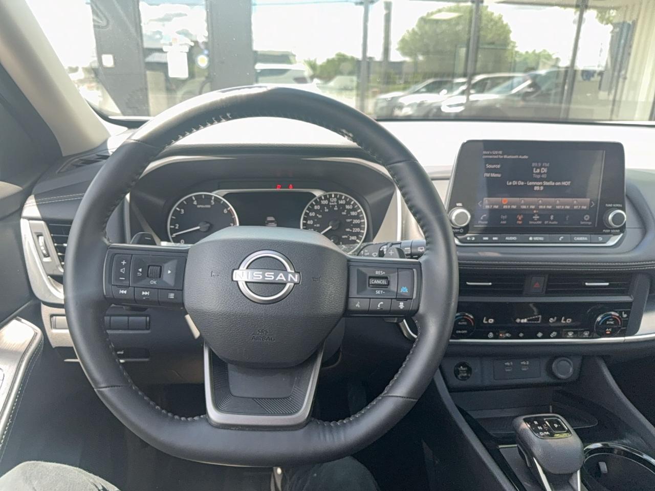 2025 Nissan Rogue SV MOONROOF Photo