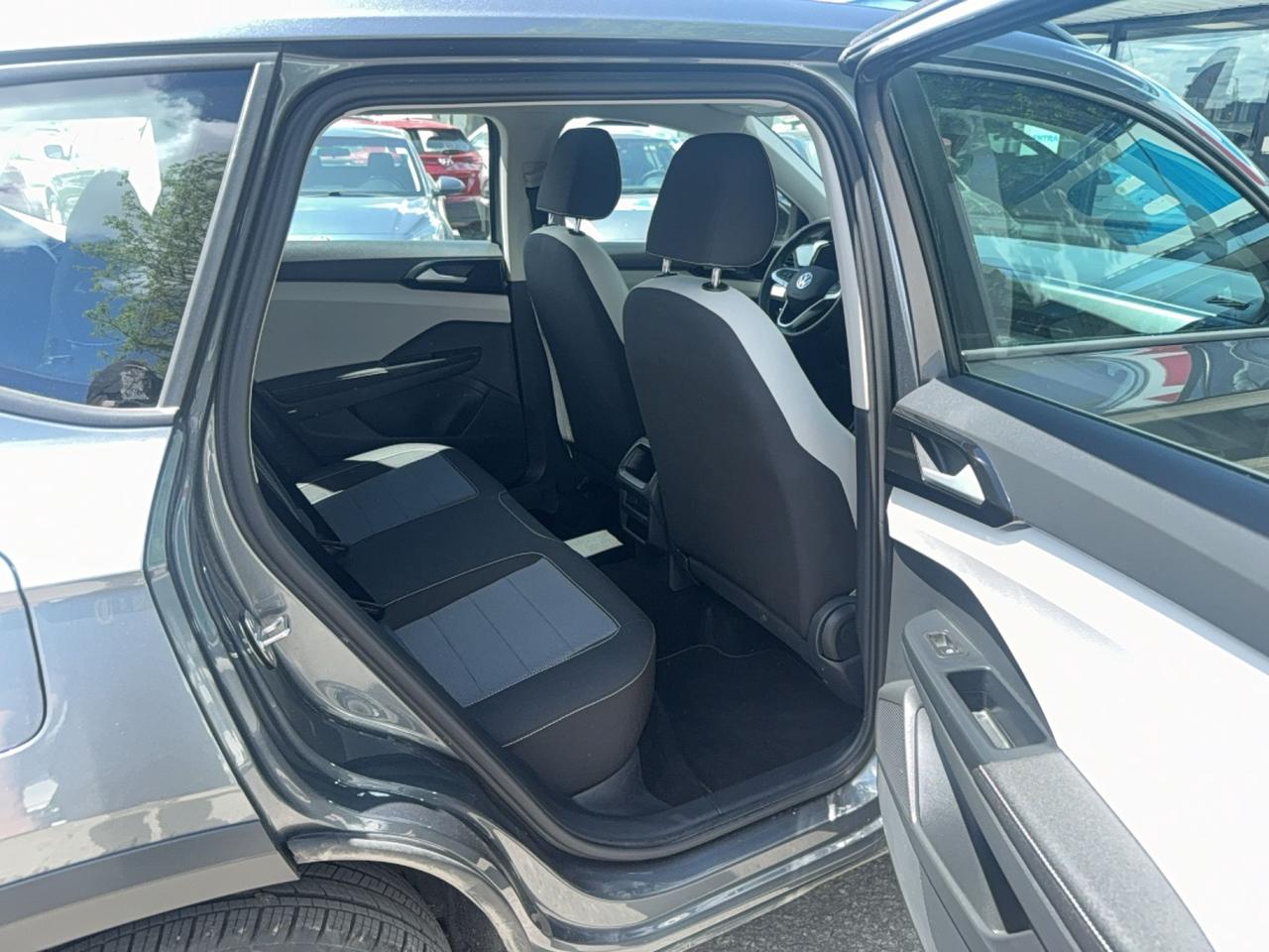 2025 Volkswagen Taos Trendline