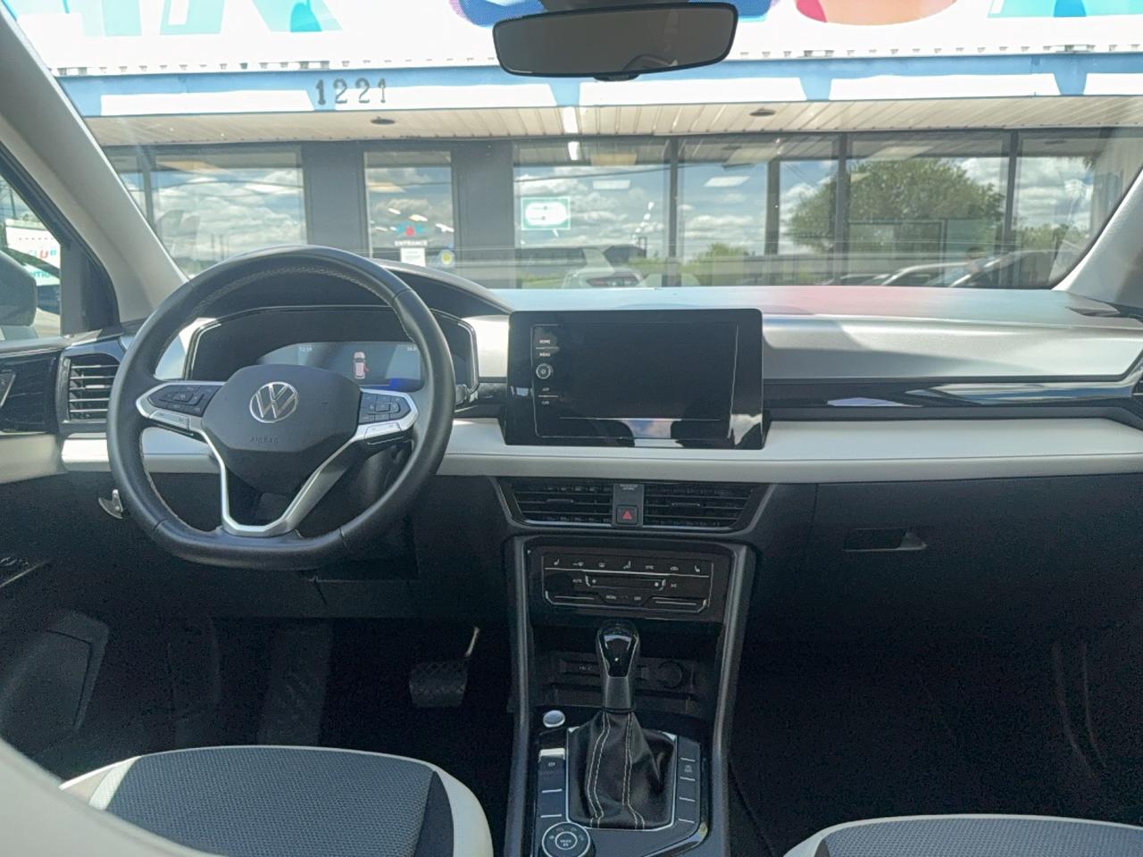 2025 Volkswagen Taos Trendline