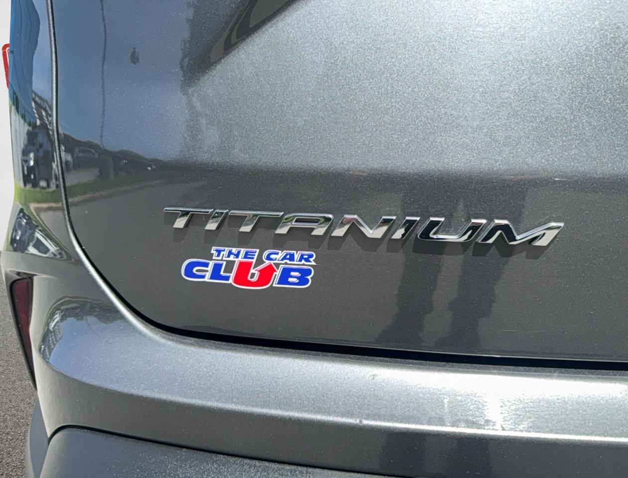 2024 Ford Edge Titanium