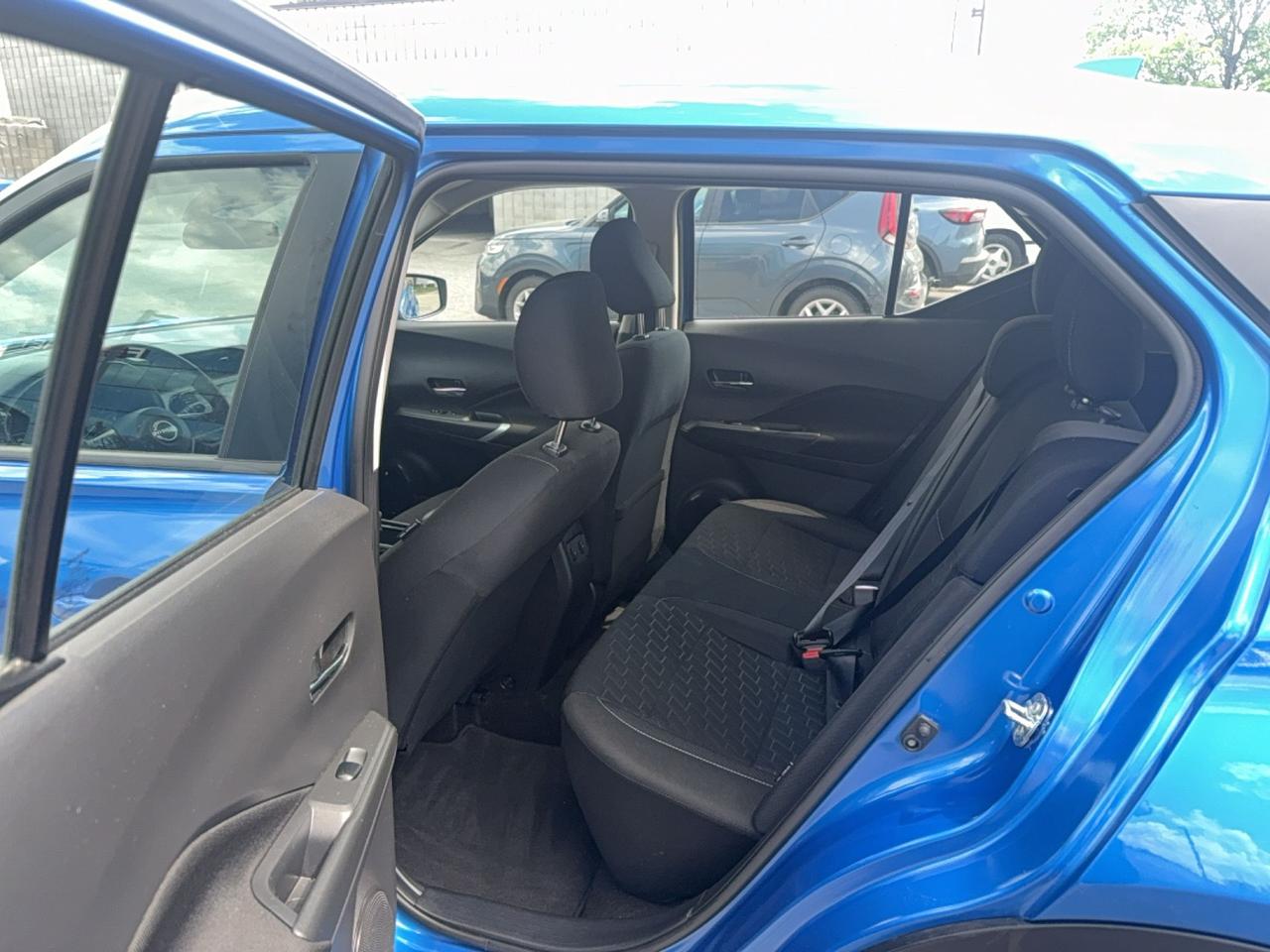 2025 Nissan Kicks Play SV