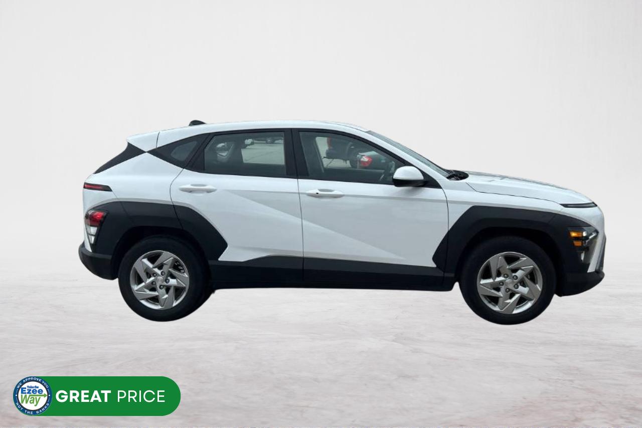 2024 Hyundai KONA 2.0L Essential Photo