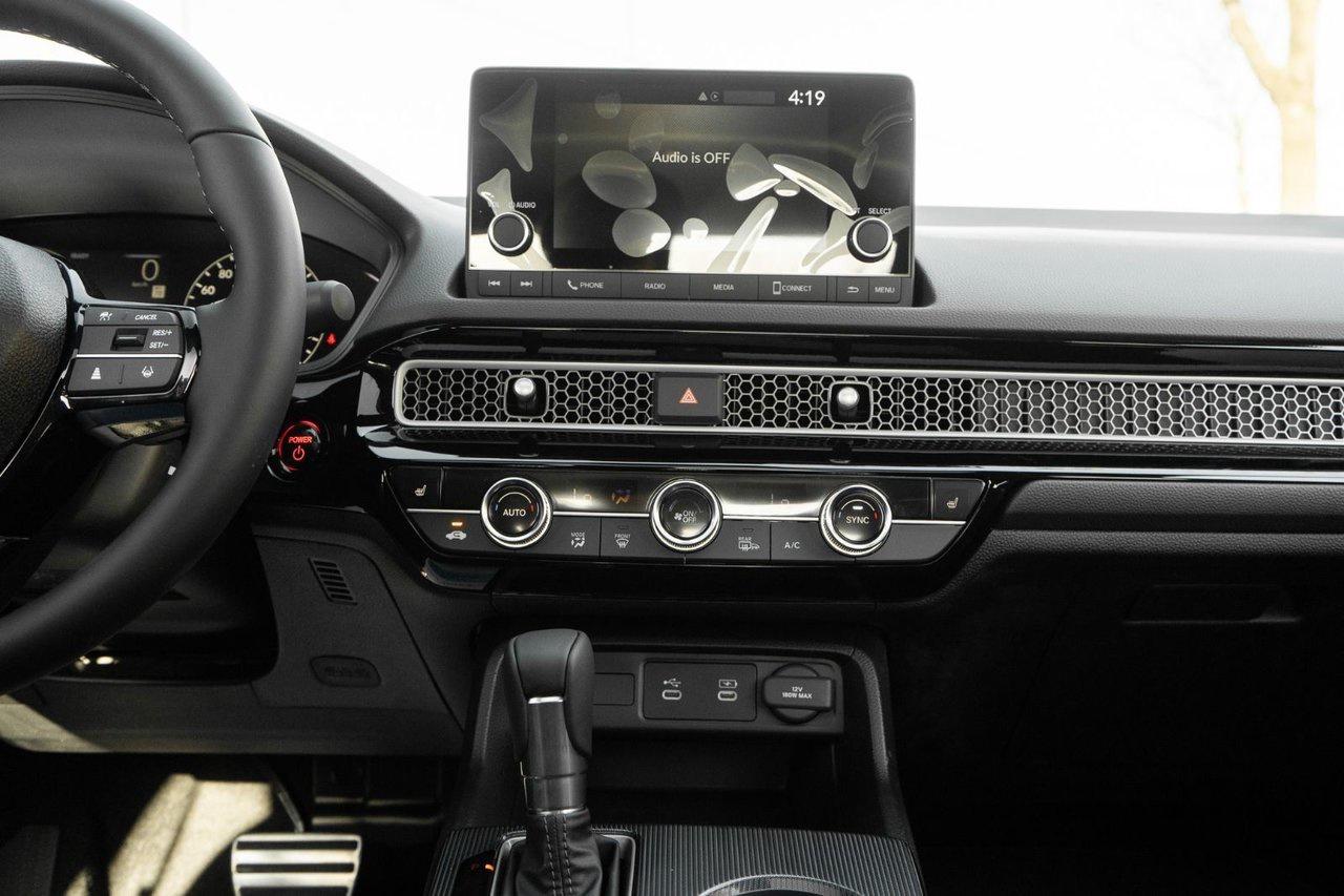 2025 Honda Civic Hybrid SPORT Photo