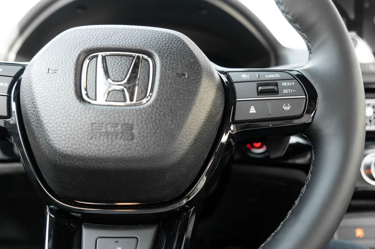 2025 Honda Civic Hybrid SPORT Photo
