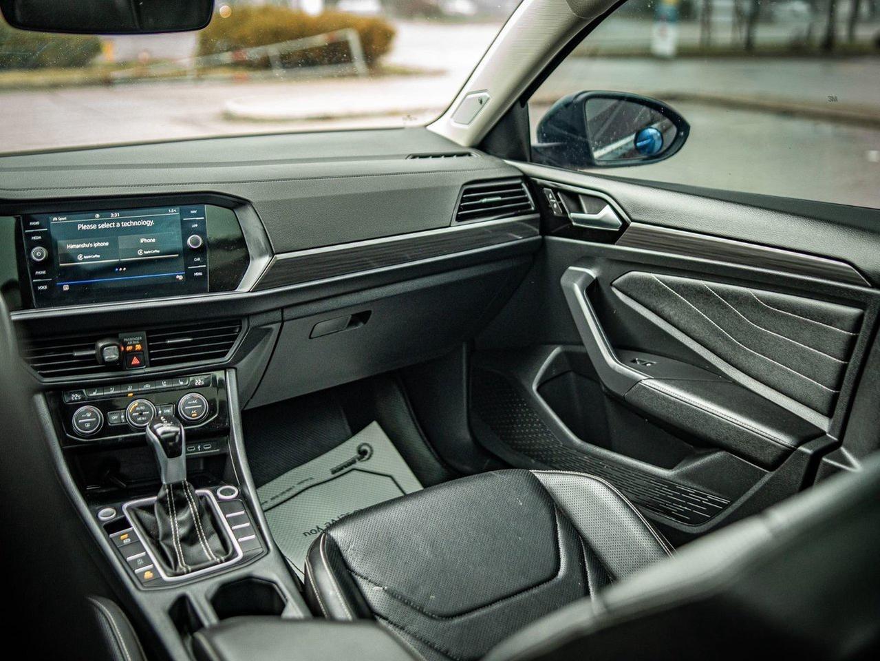 2024 Volkswagen Jetta HIGHLINE Photo
