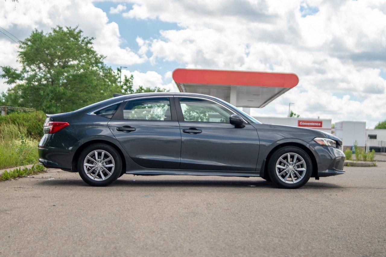 2023 Honda Civic Sedan EX Photo
