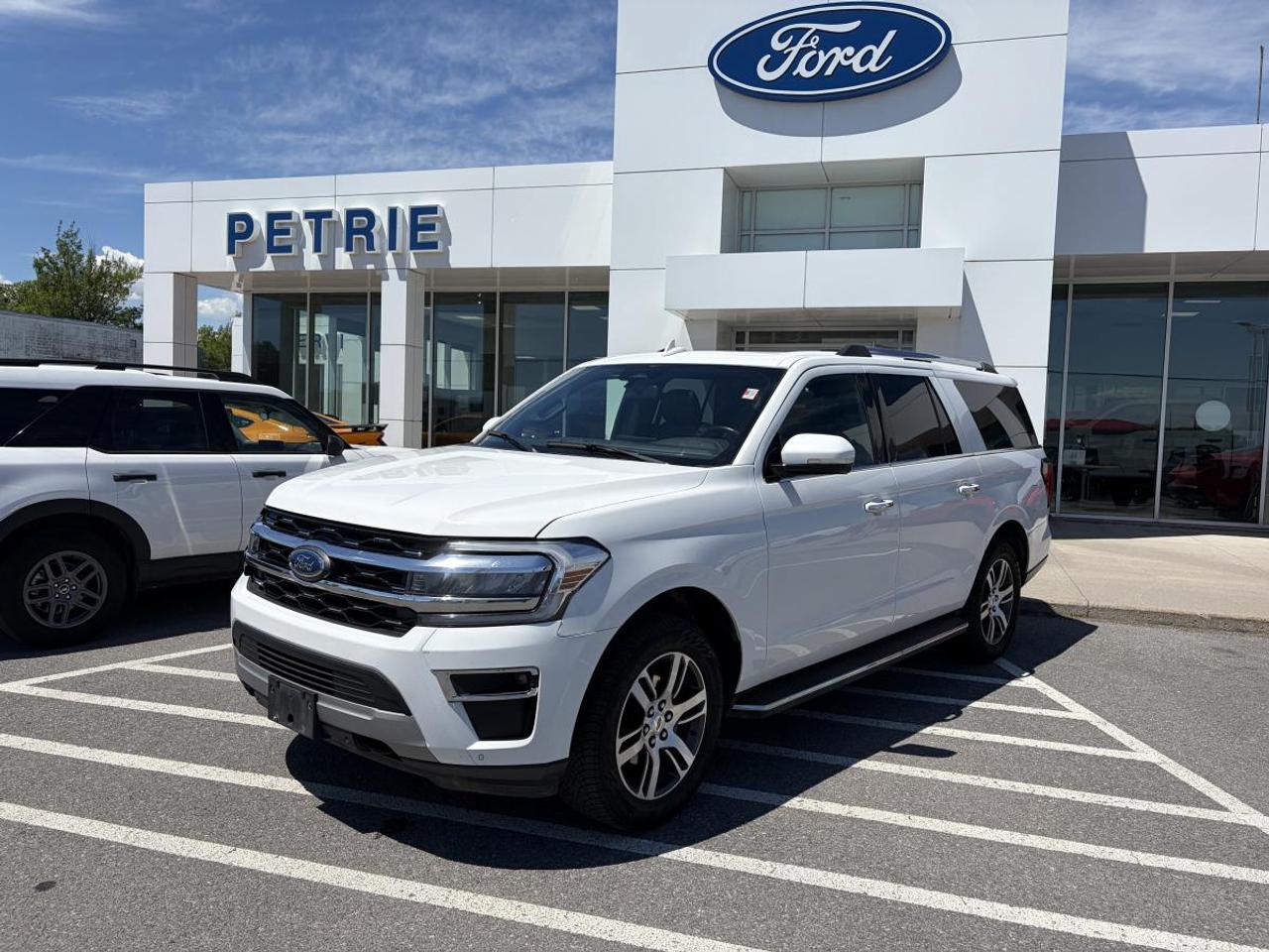 2023 Ford Expedition Limited MAX Photo0