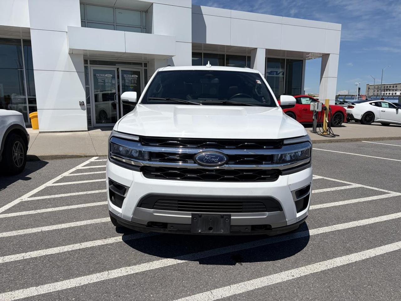 2023 Ford Expedition Limited MAX Photo
