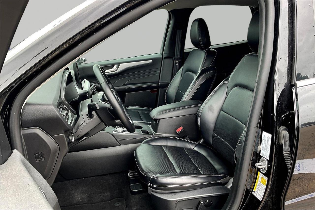 2024 Ford Escape LEATHER | AWD | HEATED SEATS | NORTH BAY Photo