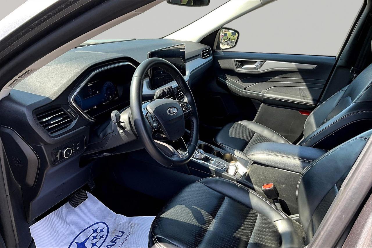 2024 Ford Escape LEATHER | LOADED | AWD | APPLE | ANDROID | Photo
