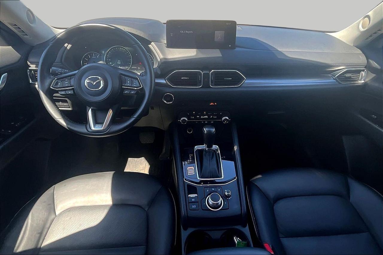 2025 Mazda CX-5  Photo3