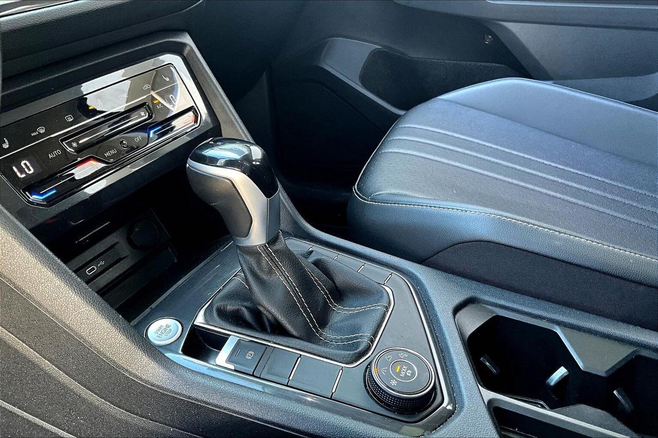 2024 Volkswagen Tiguan  Photo