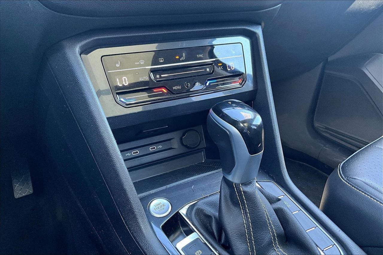 2024 Volkswagen Tiguan  Photo