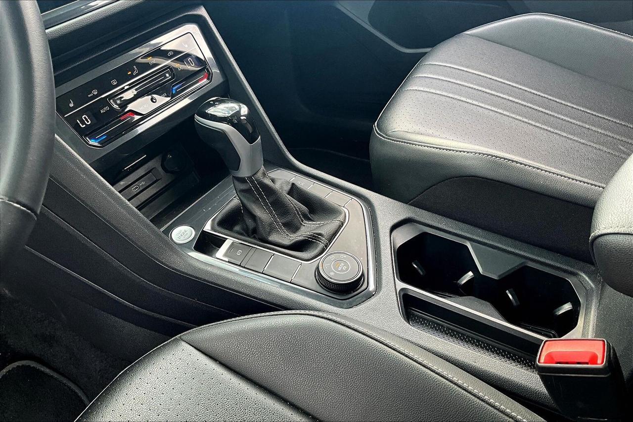 2024 Volkswagen Tiguan  Photo