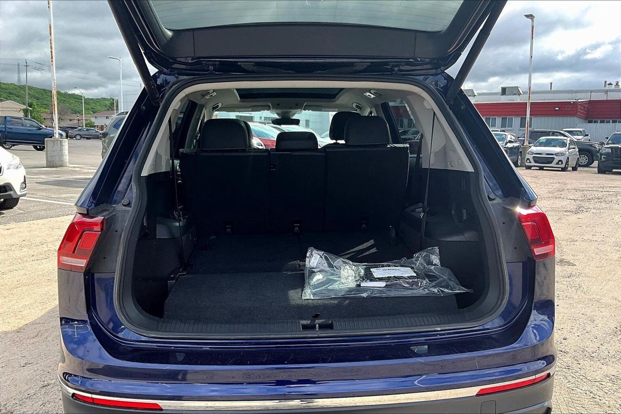 2024 Volkswagen Tiguan  Photo