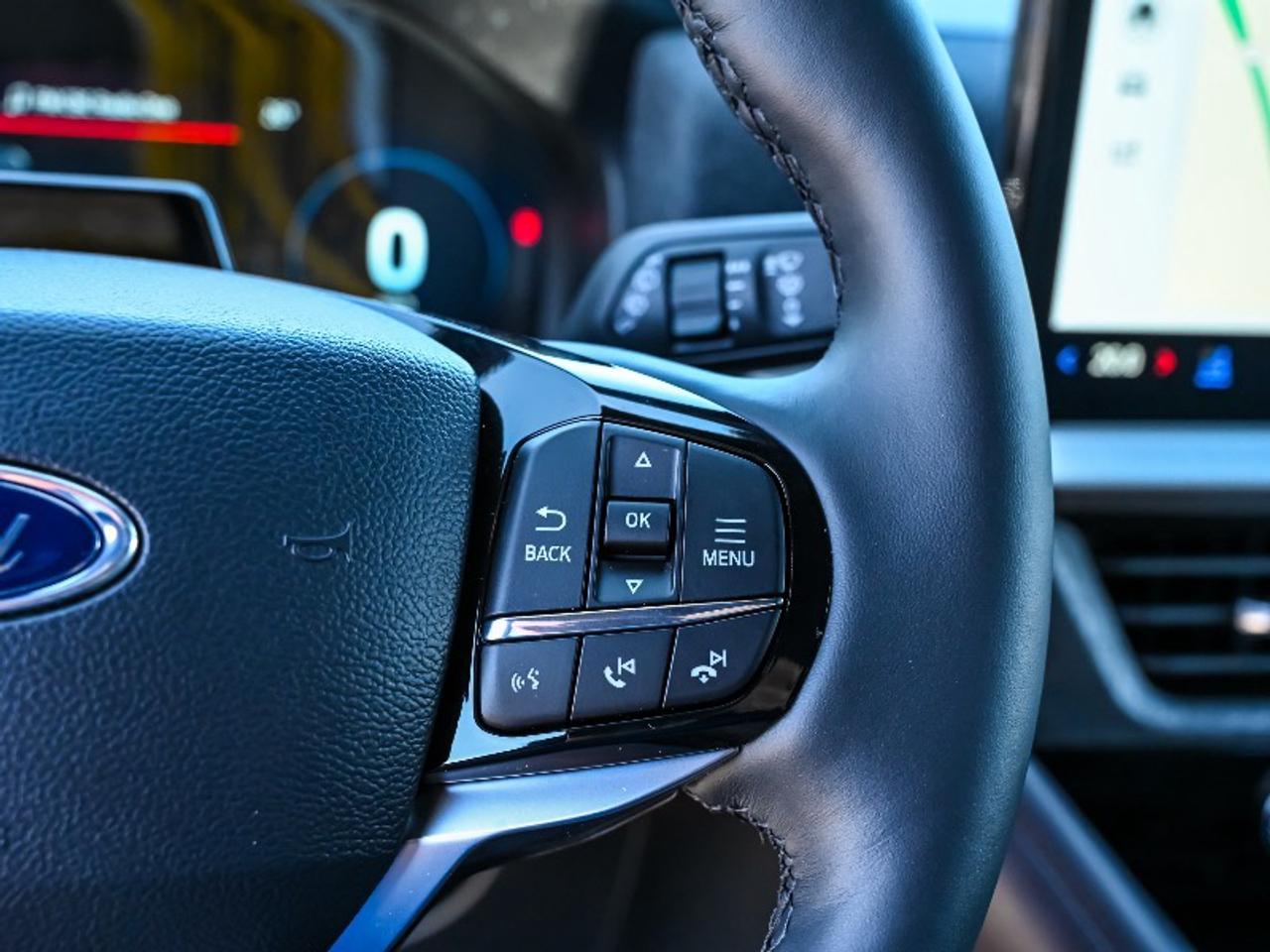 2026 Ford Explorer Platinum Photo