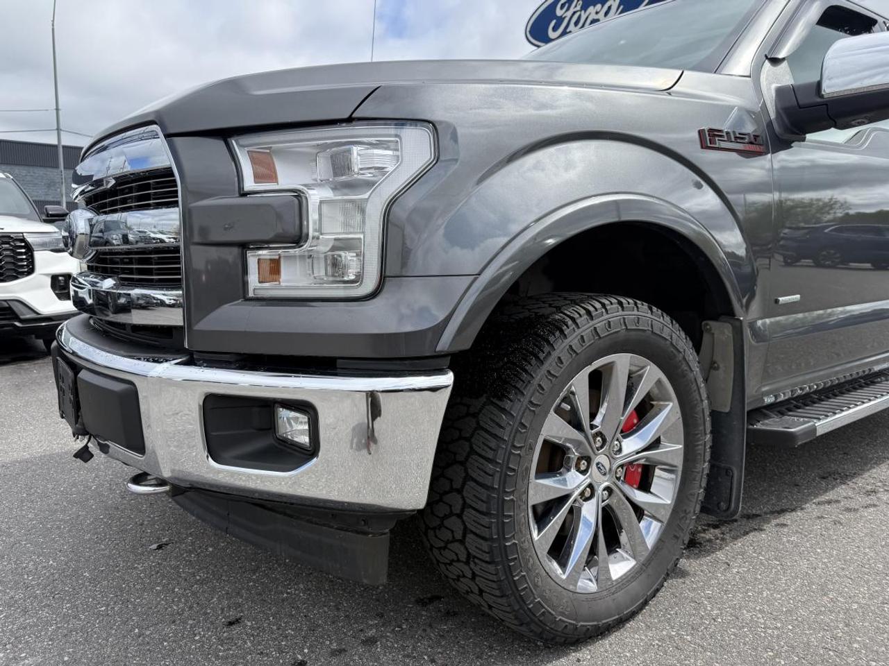 2017 Ford F-150 4WD SuperCrew 157" Lariat Photo