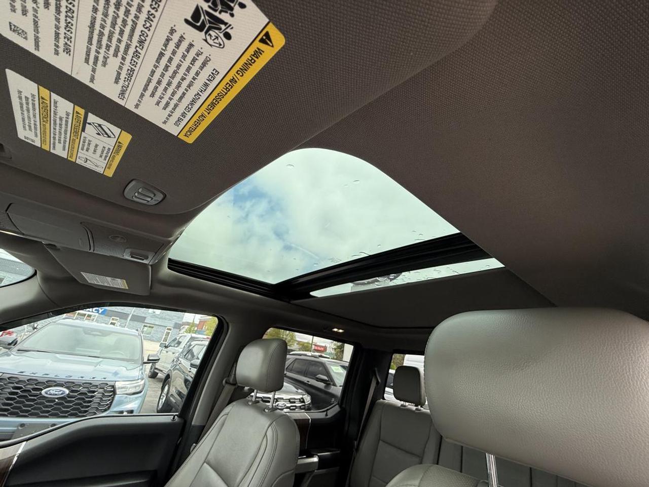 2017 Ford F-150 4WD SuperCrew 157" Lariat Photo