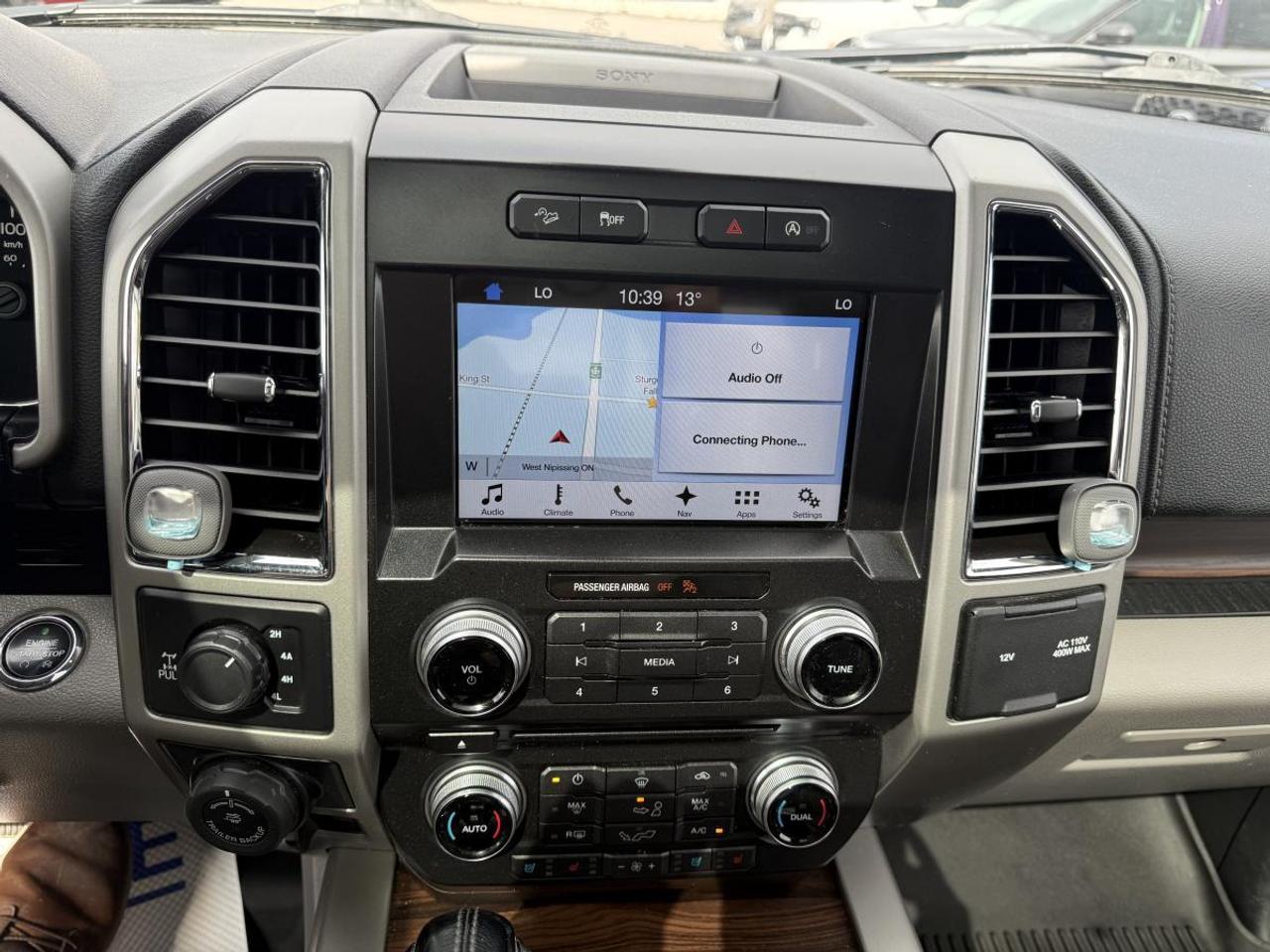 2017 Ford F-150 4WD SuperCrew 157" Lariat Photo