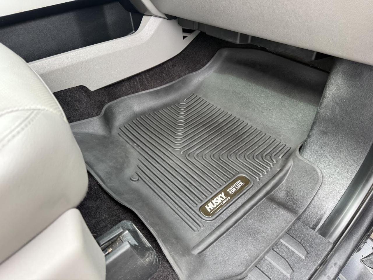 2017 Ford F-150 4WD SuperCrew 157" Lariat Photo