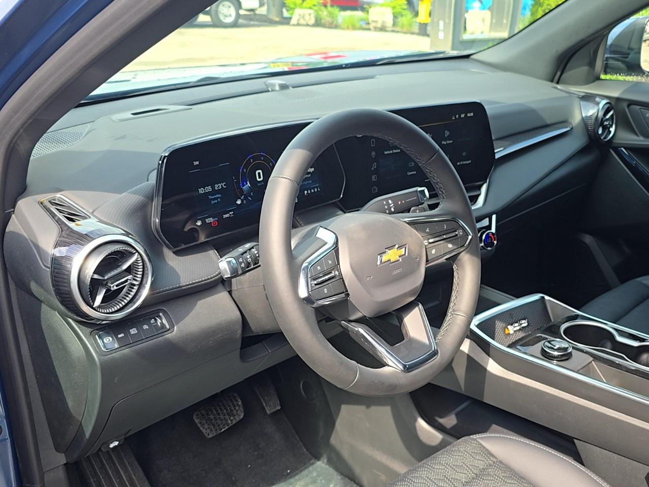 2026 Chevrolet Equinox AWD LT Photo