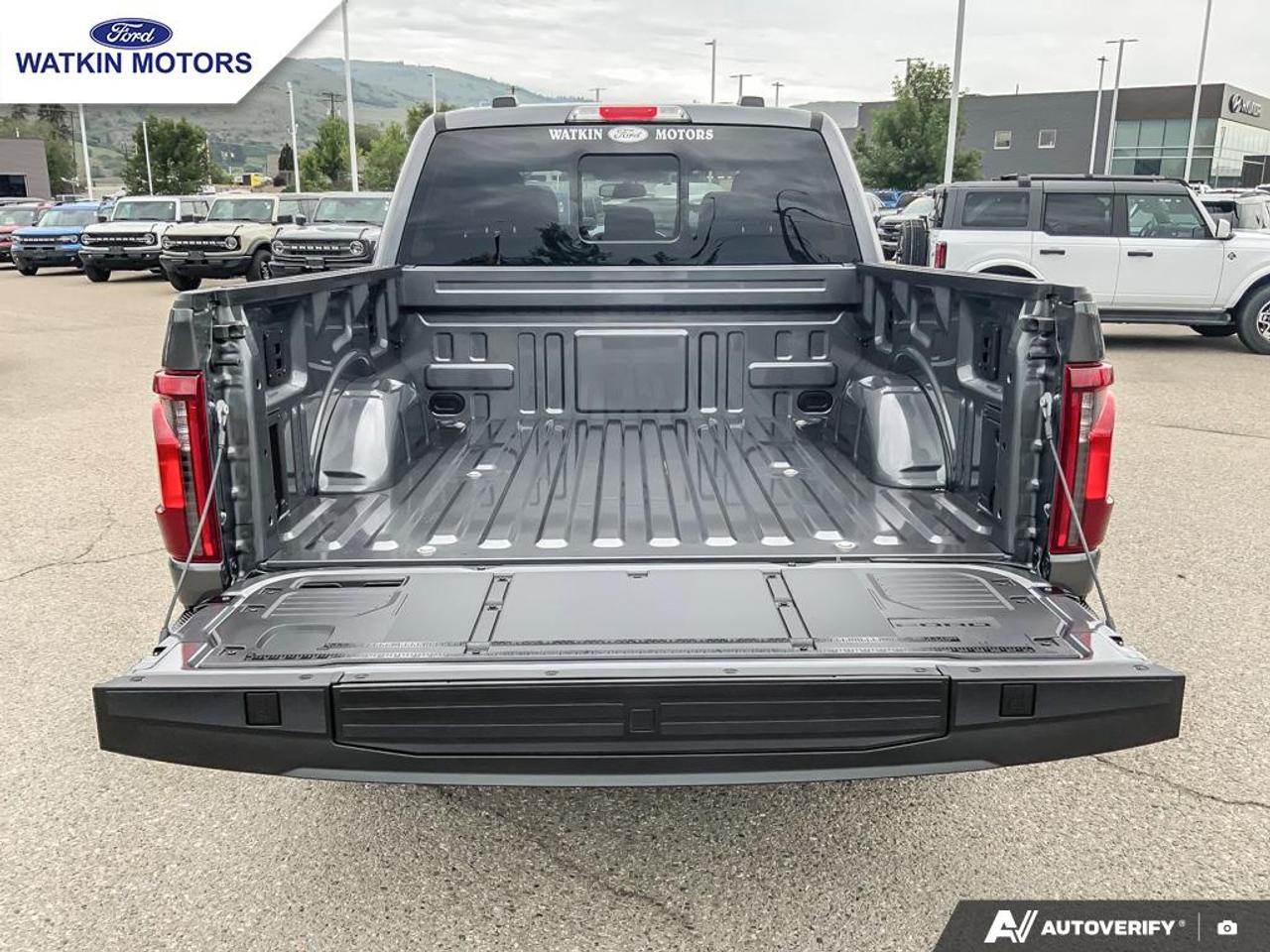 2025 Ford F-150 SUPERCREW 4X4 XLT 302A Photo14