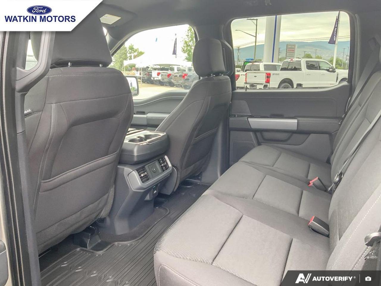 2025 Ford F-150 SUPERCREW 4X4 XLT 302A Photo25