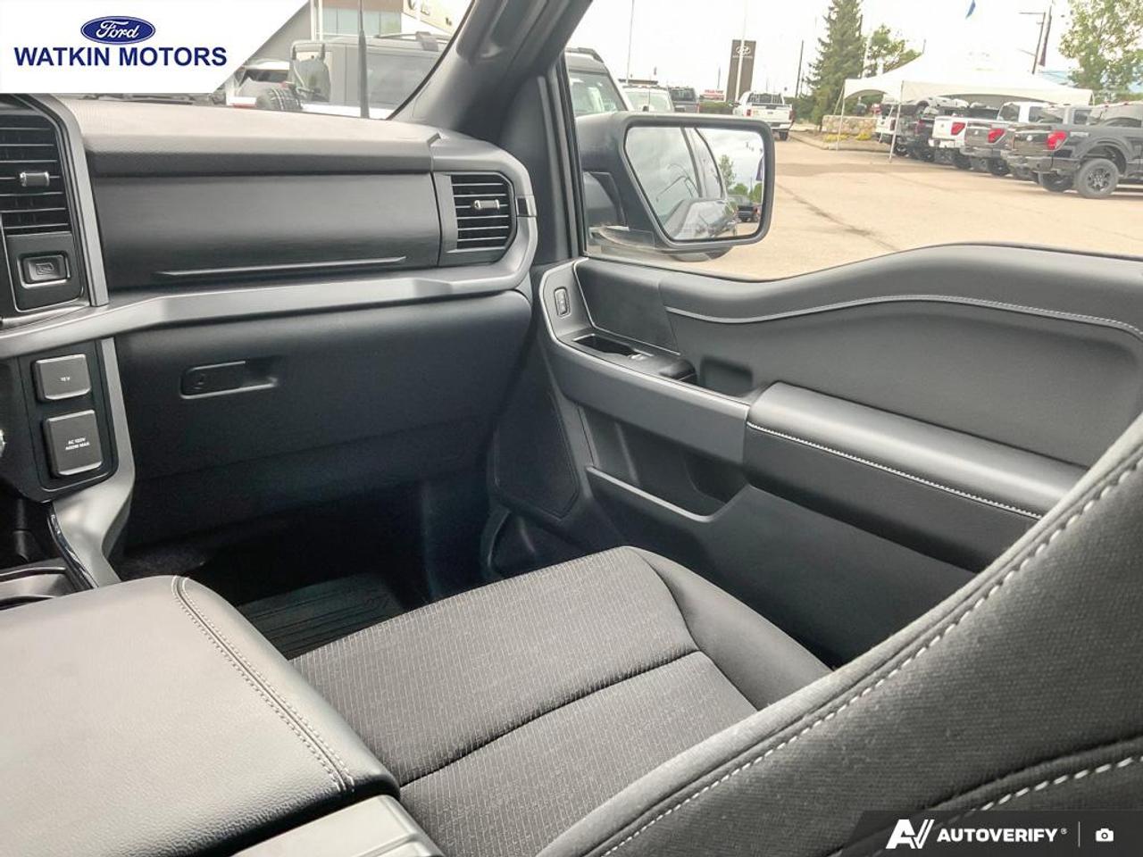 2025 Ford F-150 SUPERCREW 4X4 XLT 302A Photo27