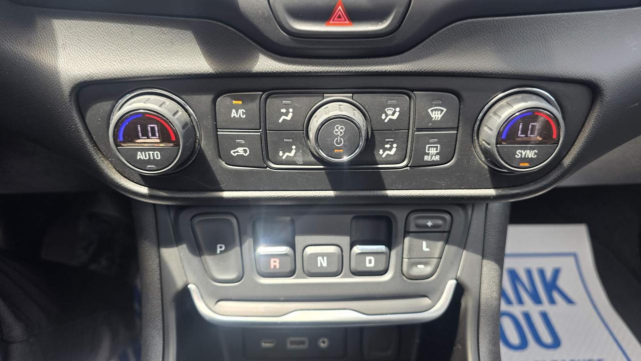 2019 GMC Terrain SLT NO ACCIDENTS! ONE OWNER! Photo