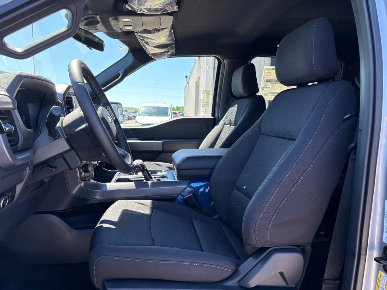 2026 Ford F-150 XLT 4WD SuperCrew 5.5' Box Photo