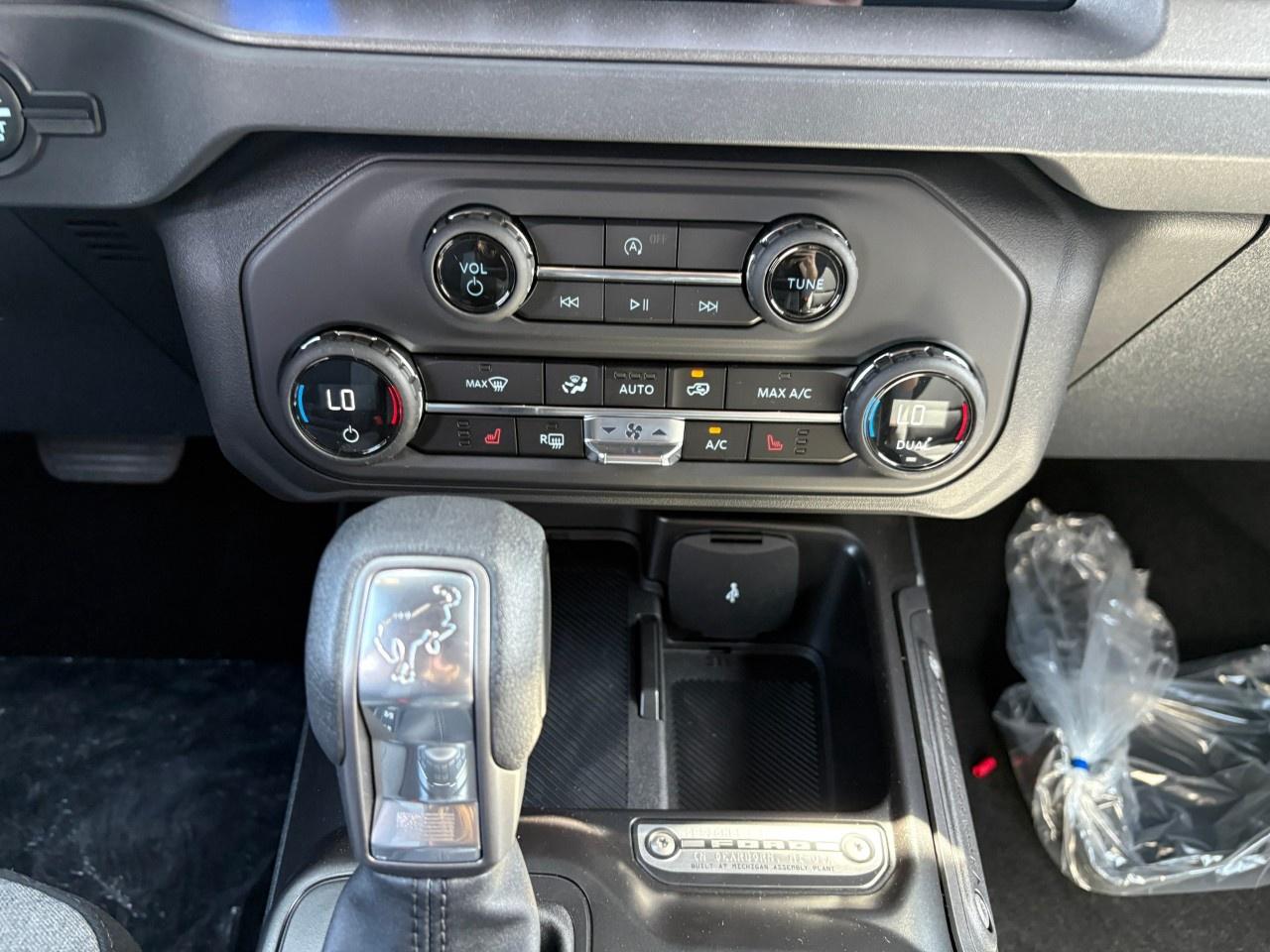 2026 Ford Bronco Big Bend 4 Door 4x4 Photo