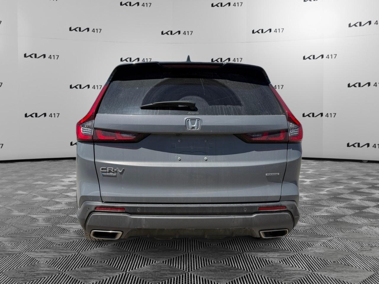 2024 Honda CR-V Hybrid Touring AWD Photo3