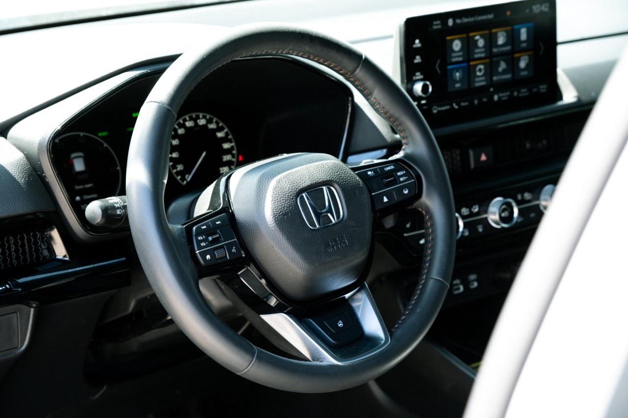 2024 Honda CR-V Hybrid Touring AWD Photo