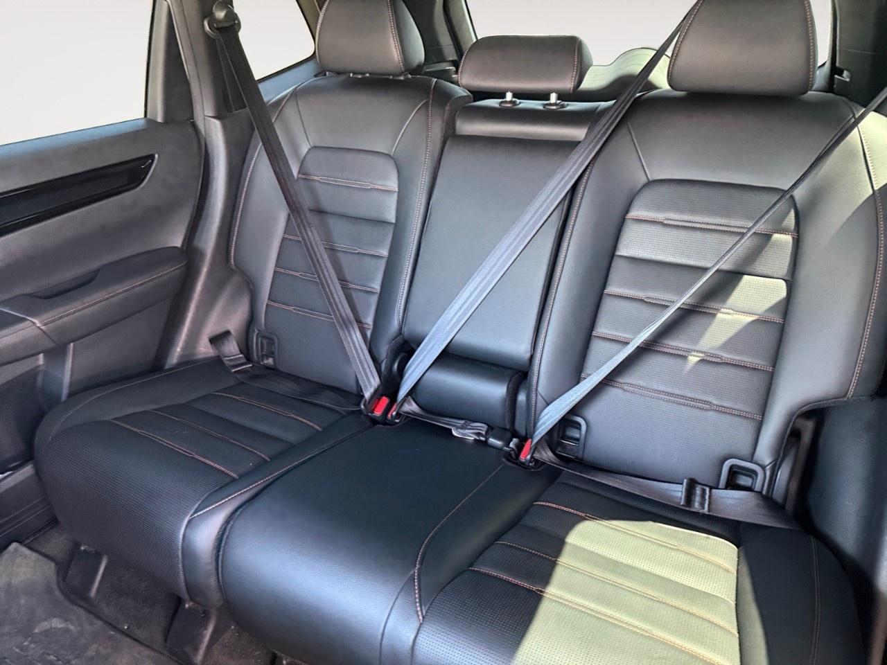 2024 Honda CR-V Hybrid Touring AWD Photo