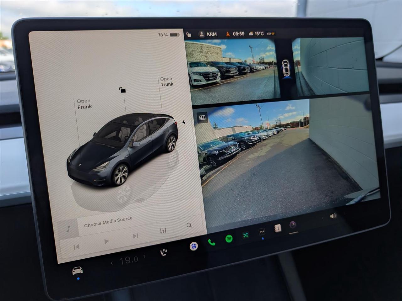 2024 Tesla Model Y LONG RANGE AWD - WHITE INTERIOR - COMPUTER 4 Photo