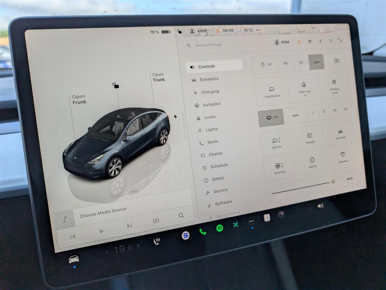 2024 Tesla Model Y LONG RANGE AWD - WHITE INTERIOR - COMPUTER 4 Photo