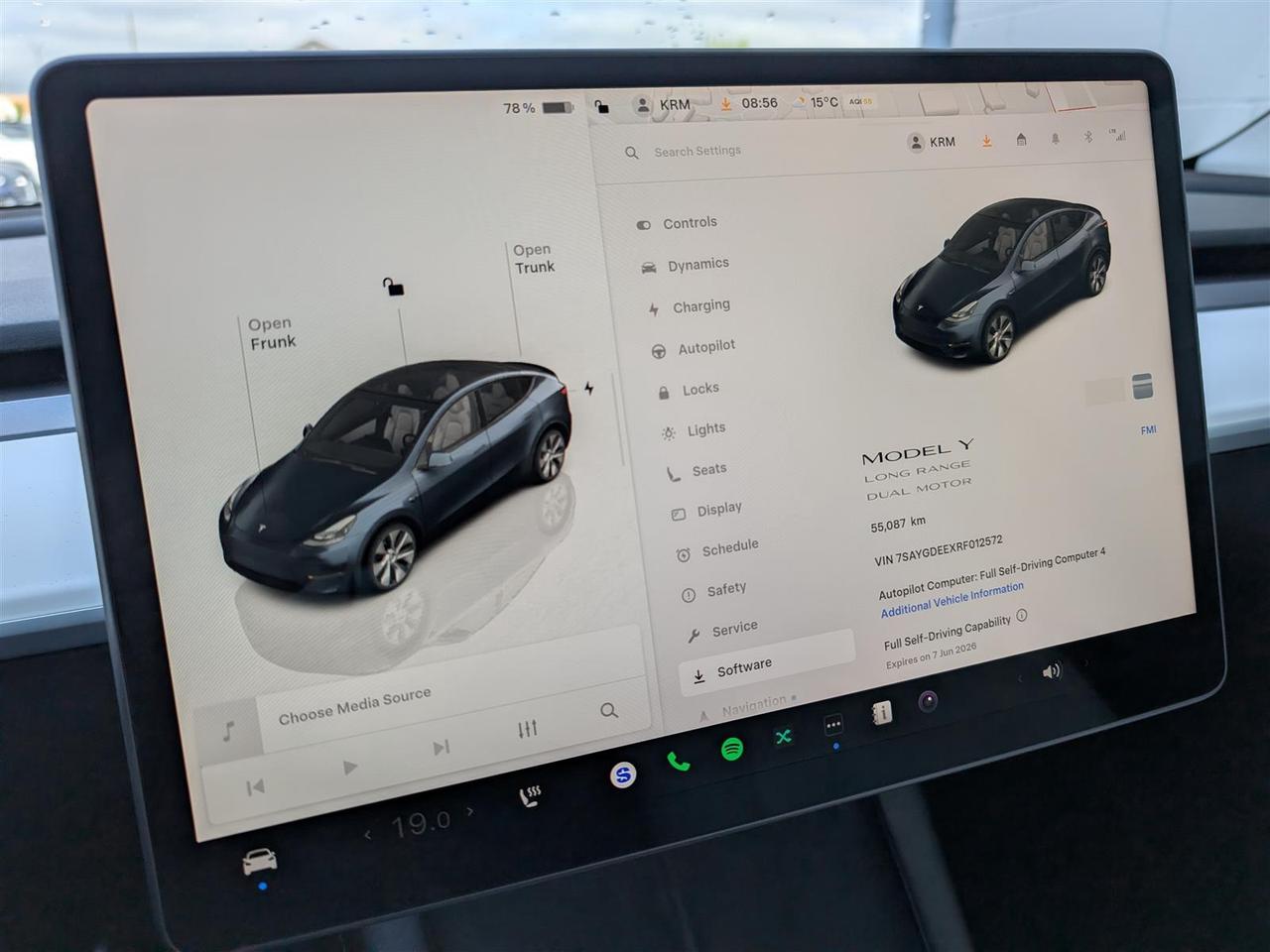 2024 Tesla Model Y LONG RANGE AWD - WHITE INTERIOR - COMPUTER 4 Photo