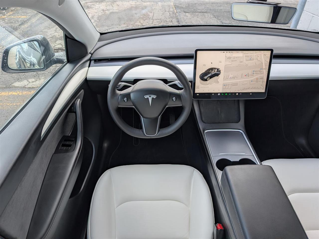 2024 Tesla Model Y LONG RANGE AWD - WHITE INTERIOR - COMPUTER 4 Photo